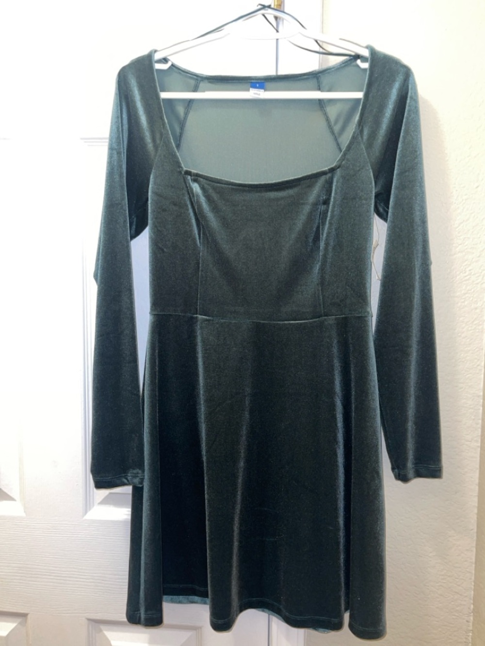 NEW Old Navy Small Velvet Long-Sleeve Square Neck Dress — Emerald Green